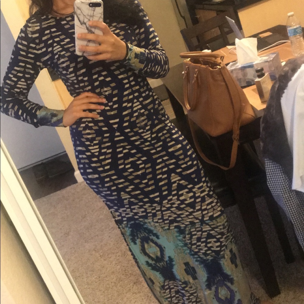 Bcbgmaxazria maxi dress